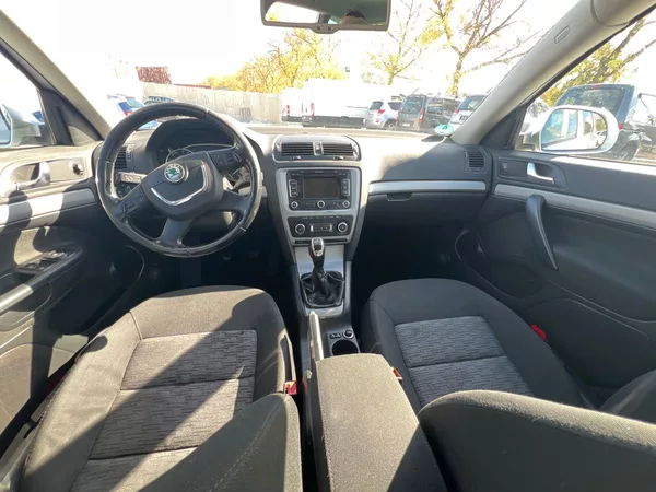 Škoda Octavia 2.0 TDi - foto 11