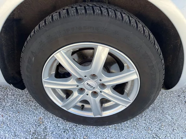 Škoda Octavia 2.0 TDi - foto 15