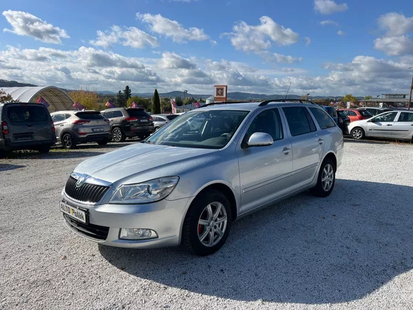 Škoda Octavia 2.0 TDi - foto 2
