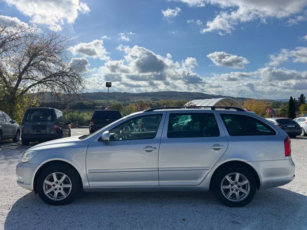 Škoda Octavia 2.0 TDi - foto 4