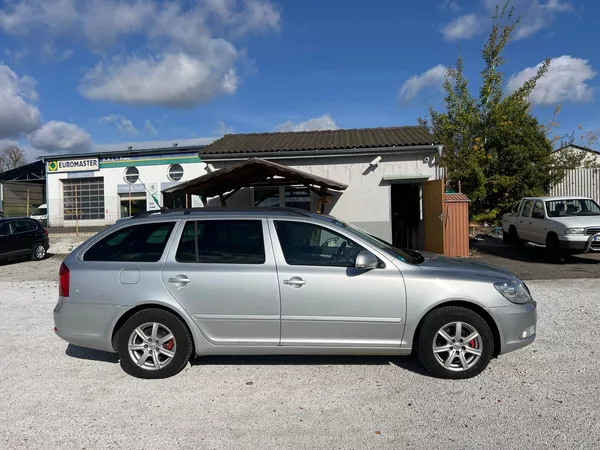 Škoda Octavia 2.0 TDi - foto 5
