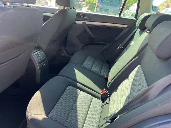 Škoda Octavia 2.0 TDi - foto 8