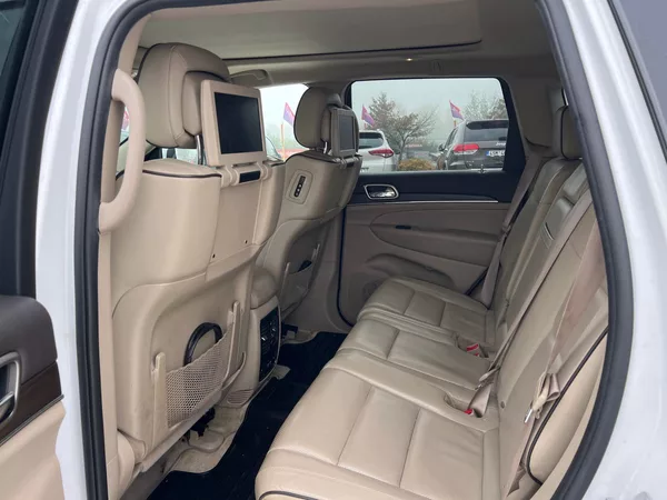 Jeep Grand Cherokee 3,0 CRDi - foto 8