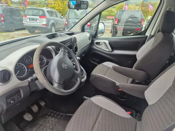 Peugeot Partner 1,6 HDi - foto 7