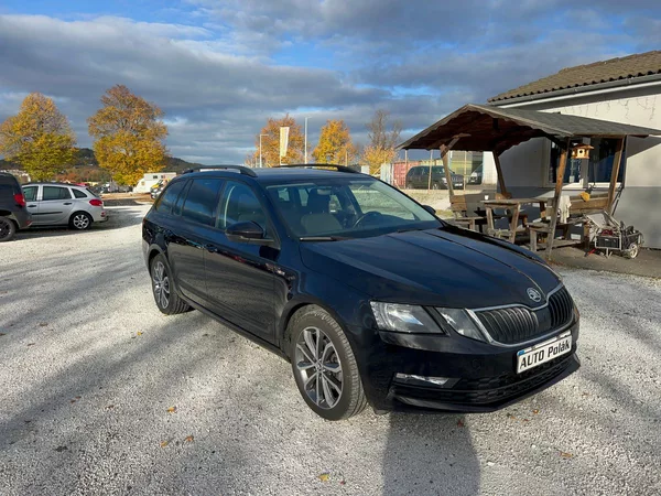 Škoda Octavia 2.0 TDi - foto 3