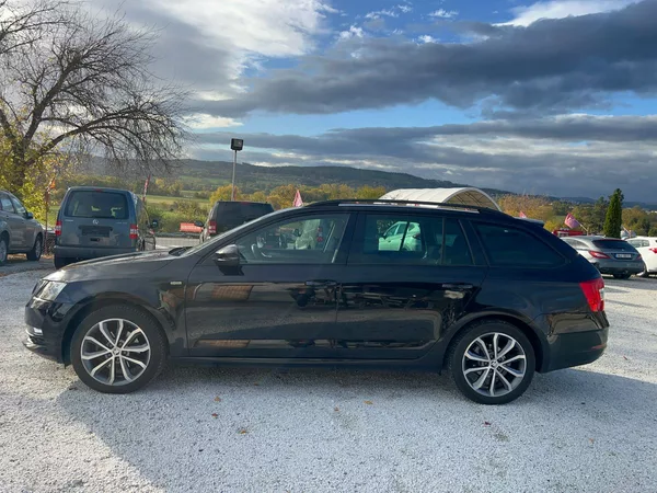 Škoda Octavia 2.0 TDi - foto 6