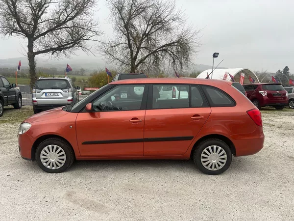 Škoda Fabia 1.2 12V HTP 51kW Ambiente Comb - foto 4