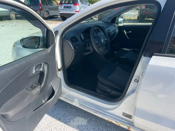 Volkswagen Polo 1.2 TDI - foto 10