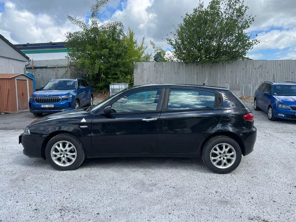 Alfa Romeo 147 1,6 16 V - foto 4