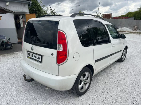 Škoda Roomster 1.2 TSI - foto 9
