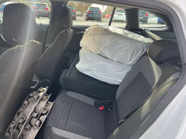 Opel Astra Sports Tourer 1.5 - foto 11