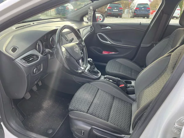 Opel Astra Sports Tourer 1.5 - foto 4