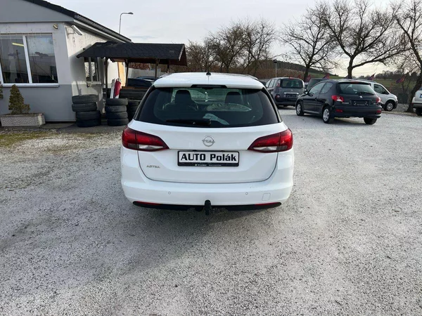 Opel Astra Sports Tourer 1.5 - foto 9