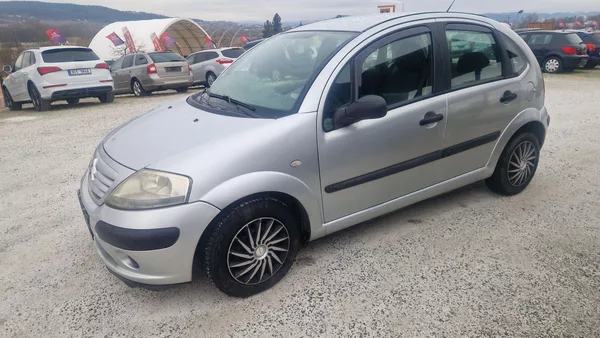 Citroën C3 1.1i Desire - foto 2