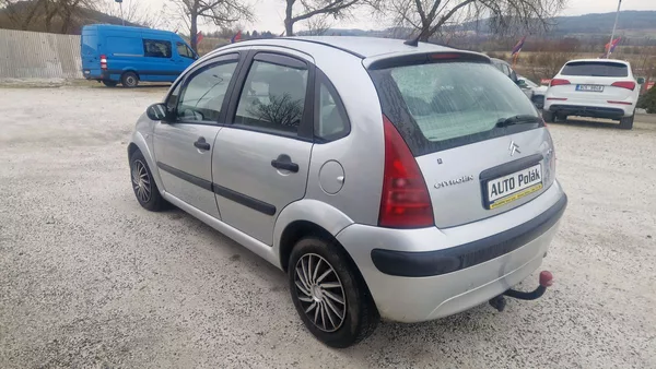 Citroën C3 1.1i Desire - foto 4