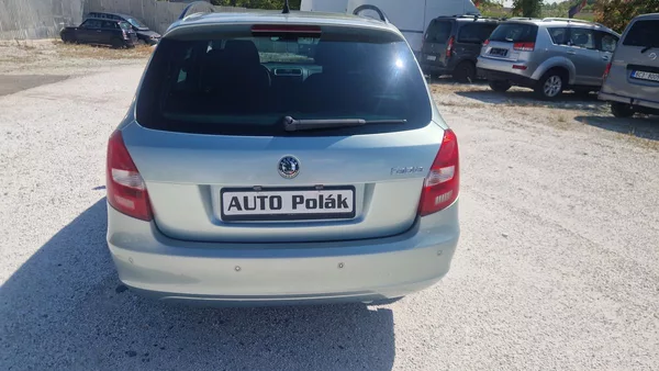 Škoda Fabia 1,6 16V - foto 5