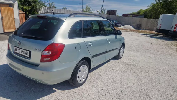 Škoda Fabia 1,6 16V - foto 6
