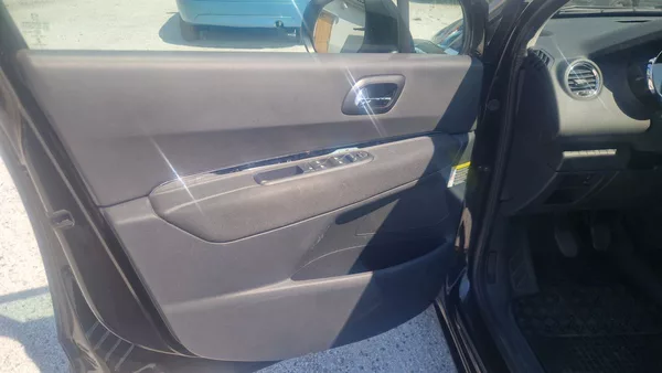 Peugeot 5008 1,6 HDI - foto 10