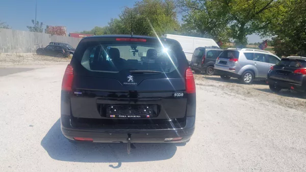 Peugeot 5008 1,6 HDI - foto 5