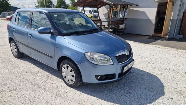 Škoda Fabia 1,6 16V - foto 3