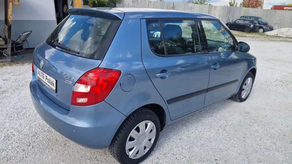 Škoda Fabia 1,6 16V - foto 6