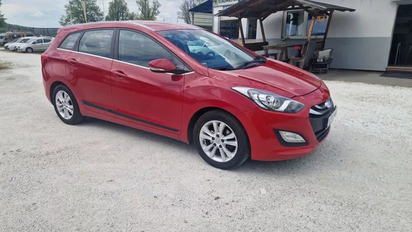 Hyundai i30 1,6 I - foto 2