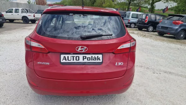 Hyundai i30 1,6 I - foto 4