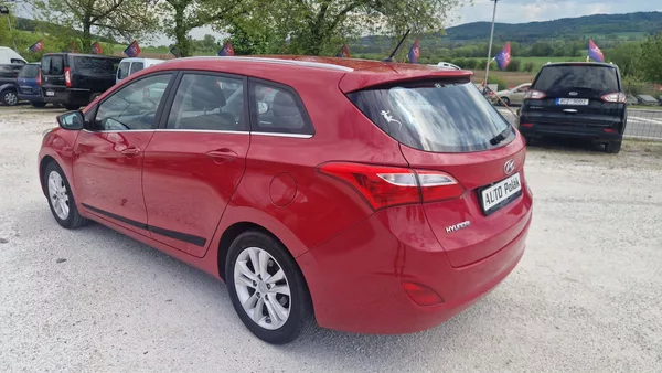 Hyundai i30 1,6 I - foto 6