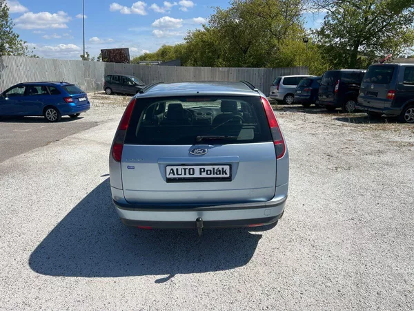 Ford Focus 1.8 i - foto 11