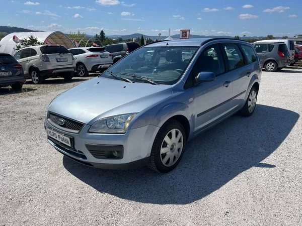 Ford Focus 1.8 i - foto 9