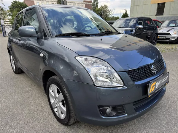 Suzuki Swift 1,3 4X4+KRASNÝ STAV - foto 15