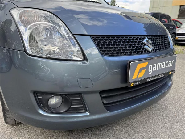 Suzuki Swift 1,3 4X4+KRASNÝ STAV - foto 17