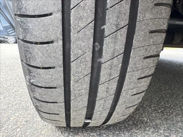 Suzuki Swift 1,3 4X4+KRASNÝ STAV - foto 34