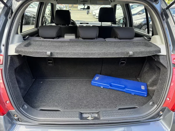 Suzuki Swift 1,3 4X4+KRASNÝ STAV - foto 8