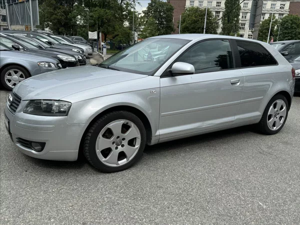 Audi A3 2,0 Sport - foto 3