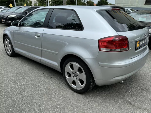 Audi A3 2,0 Sport - foto 5