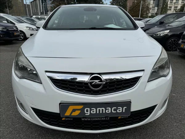 Opel Astra 1,6 85kW+LPG+BEZ KOROZE