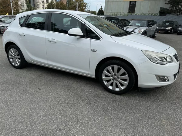 Opel Astra 1,6 85kW+LPG+BEZ KOROZE - foto 11
