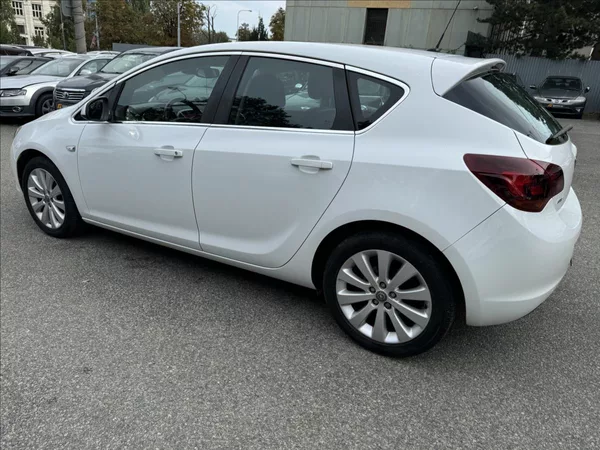 Opel Astra 1,6 85kW+LPG+BEZ KOROZE - foto 5