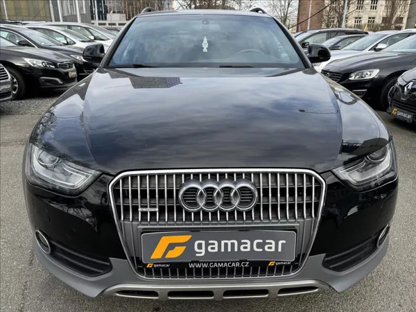 Audi A4 Allroad 3,0 QUATTRO+XENON+TOP !!