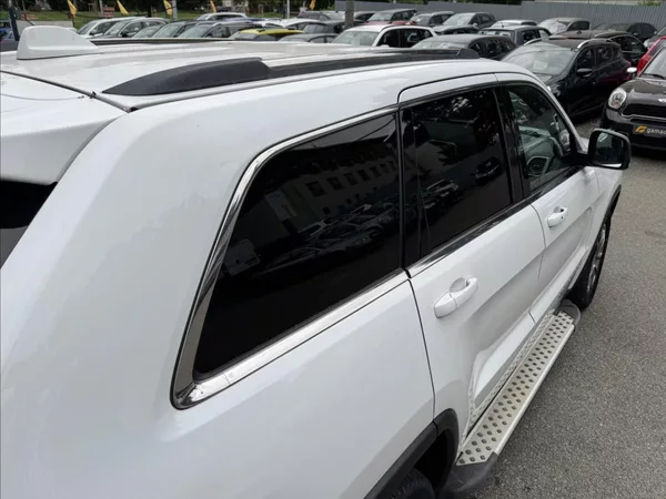 Jeep Grand Cherokee 3,0 servis jen autorizovaný.!! - foto 11