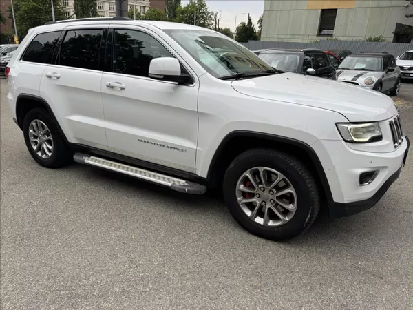 Jeep Grand Cherokee 3,0 servis jen autorizovaný.!! - foto 14