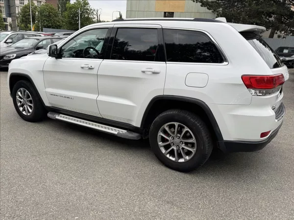 Jeep Grand Cherokee 3,0 servis jen autorizovaný.!! - foto 6