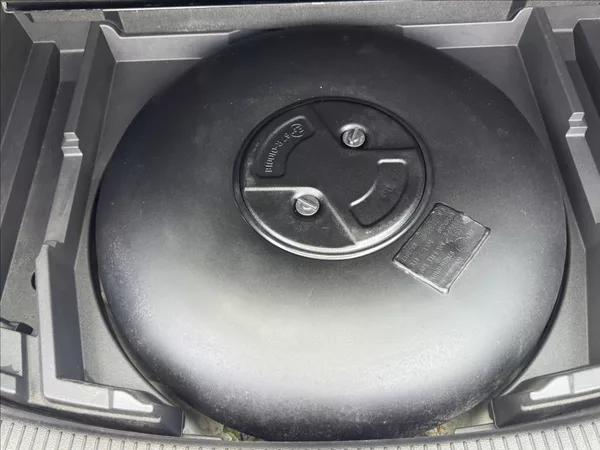 Volkswagen Touran 1,6 LPG+BEZ KOROZE TOP !!! - foto 11