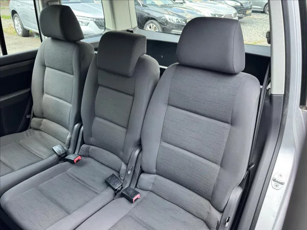Volkswagen Touran 1,6 LPG+BEZ KOROZE TOP !!! - foto 36