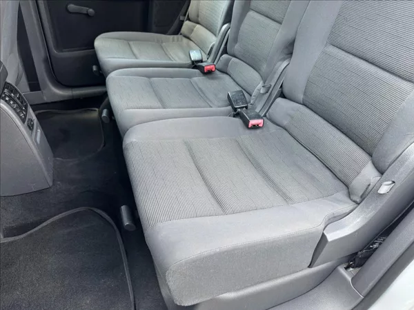 Volkswagen Touran 1,6 LPG+BEZ KOROZE TOP !!! - foto 37