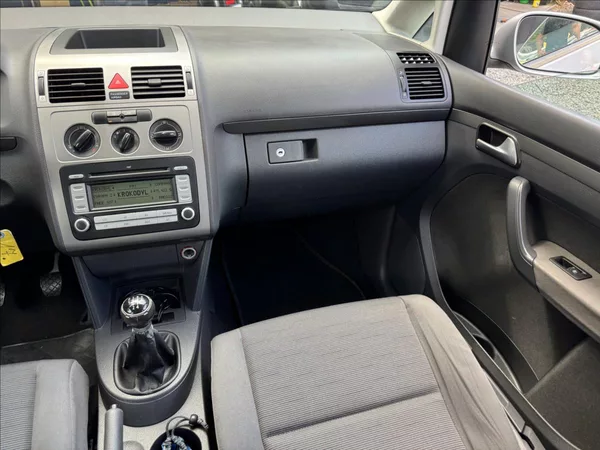 Volkswagen Touran 1,6 LPG+BEZ KOROZE TOP !!! - foto 42