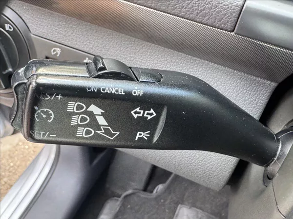 Volkswagen Touran 1,6 LPG+BEZ KOROZE TOP !!! - foto 45