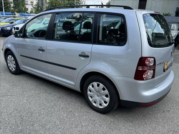 Volkswagen Touran 1,6 LPG+BEZ KOROZE TOP !!! - foto 5