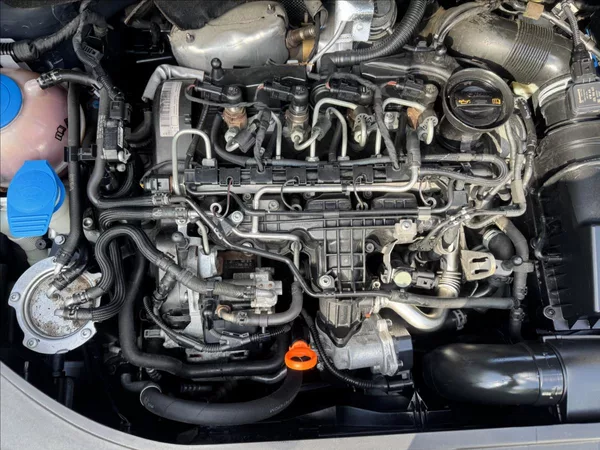 Volkswagen Golf Plus 1,6 DSG+HIGHLINE+ALCANTARA - foto 27